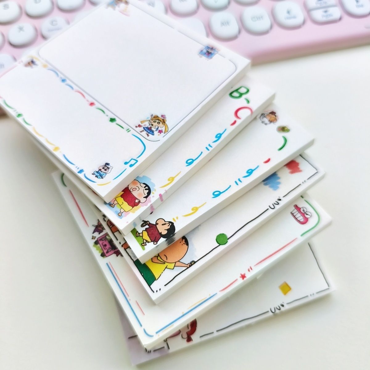 Crayon Shin-chan cartoon Cute  - Stationery Books recension och pris